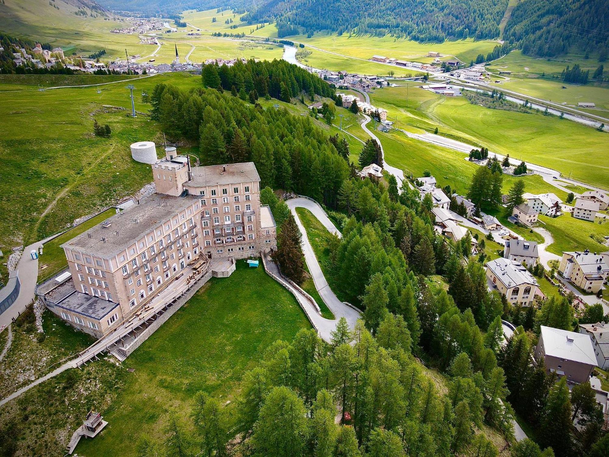 Hotel Castell Zuoz Zewnętrze zdjęcie