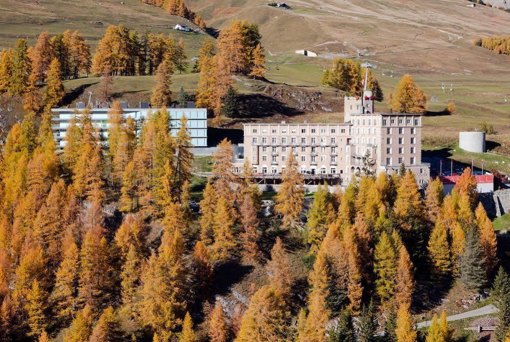 Hotel Castell Zuoz Zewnętrze zdjęcie